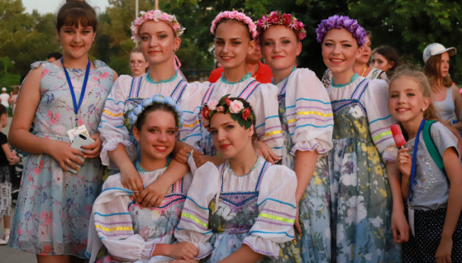 VIII Всероссийский специализированный хореографический проект по народному танцу «КАНИКУЛЫ ТАНЦЕВАЛЬНОГО РЕЖИМА» в июне 2022